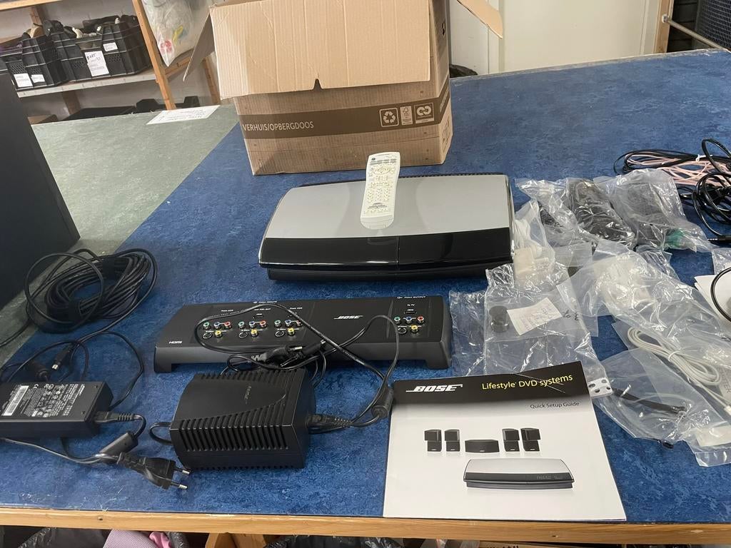 BOSE LIFESTYLE AV 18 MEDIA CENTER - WD014, Audio, Tv en Foto, Home Cinema-sets, Gebruikt, Overige spelers, 5.1-systeem, 70 watt of meer