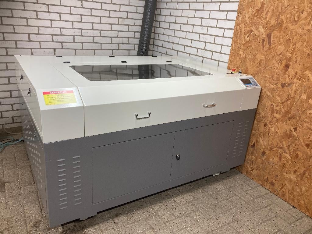 Smart Line C02 Lasermachine van RD-Lasers 130Watt (2023), Ophalen, Gebruikt