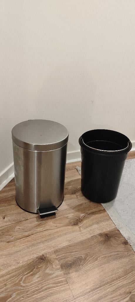 metalen afvalbak met deksel, Ophalen, Gebruikt, Metaal, Minder dan 50 cm