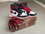 Jordan 1 Retro High OG Black Toe Reimagined mt 41, Kleding | Heren, Schoenen, Zwart, Ophalen of Verzenden, Jordan, Sneakers of Gympen