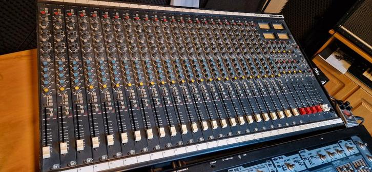 Soundcraft 200b, Muziek en Instrumenten, Mengpanelen, Gebruikt, 20 kanalen of meer, Microfooningang, Ophalen
