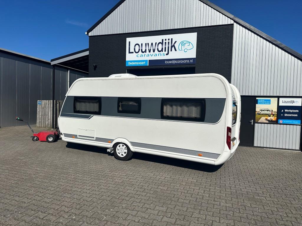 HOBBY Prestige 540 UFE ’15 (Mover, Airco), Rondzit, 7 tot 8 meter, Bedrijf, Kelvinstraat 23
7701BZ  Dedemsvaart, NL