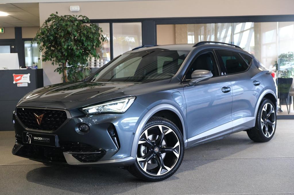 CUPRA Formentor 1.4 e-Hybrid 204PK Led Cam Navi ACC Stoelver, Auto's, Cupra, Gebruikt, 4 cilinders, Formentor, Leder en Stof