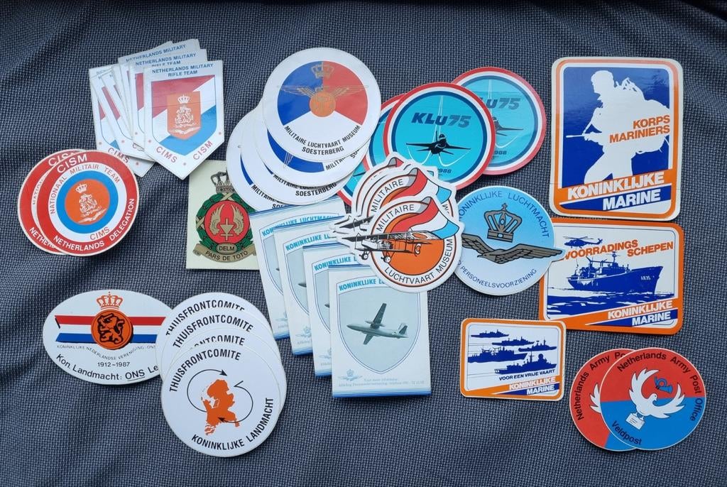 38 stickers Defensie / Luchtmacht / Marine, Verzamelen, Verzenden, Luchtmacht, Nederland, Embleem of Badge