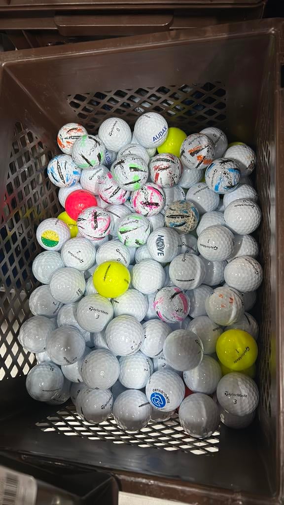 50 Stuks TaylorMade Speedsoft Golfballen AAAA, Ophalen of Verzenden, Zo goed als nieuw, Bal(len)