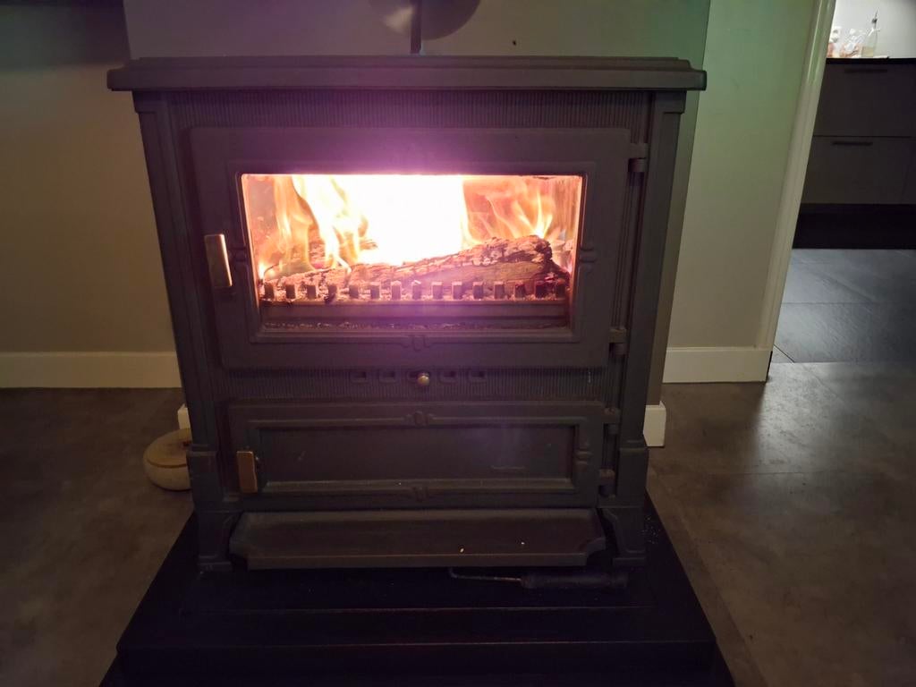 Gietijzeren Houtkachel - helex, Ophalen of Verzenden, Gebruikt