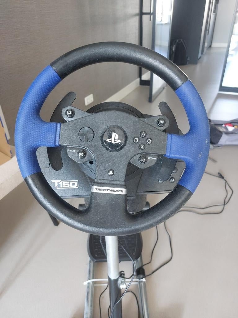 Thrustmaster T150 racestuur met pedalen en standaard, Ophalen, Gebruikt, Stuur of Pedalen, PlayStation 3