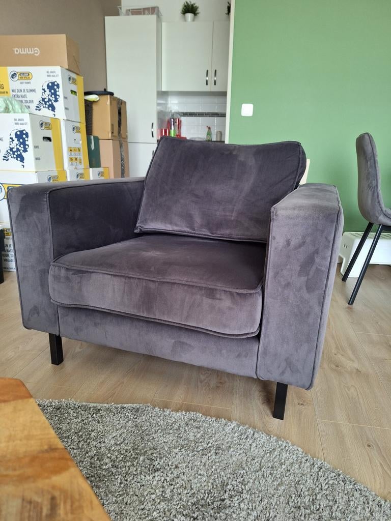 WOOOD fauteuil antraciet fluweel, Huis en Inrichting, Fauteuils, Ophalen, 75 tot 100 cm, Zo goed als nieuw, 75 tot 100 cm