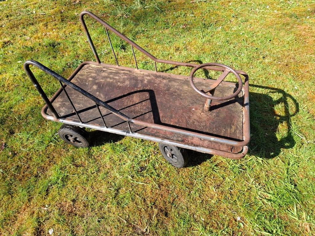 Robuuste duwkar voor kinderen - Speelplezier gegarandeerd!, Ophalen of Verzenden, Gebruikt, Duwvoertuig