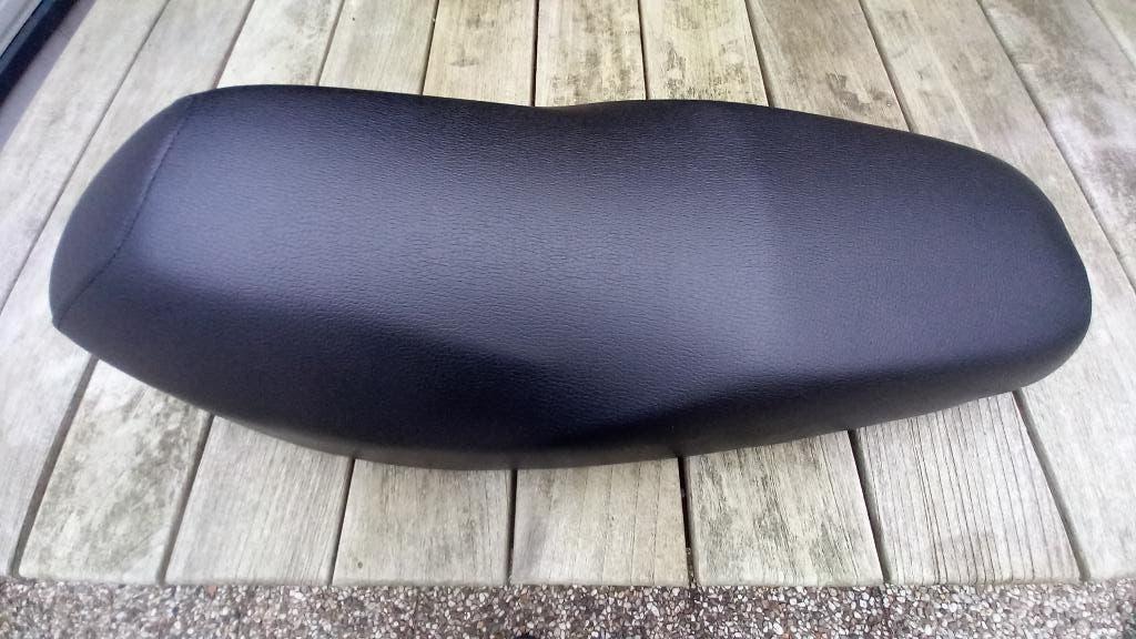 SYM Orbit 2 Zadel / Buddyseat 50 / 125, Ophalen of Verzenden, Nieuw, Zadel, SYM