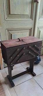 Grote antieke uitschuifbare Naaidoos Inclusief inhoud, Ophalen