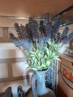 Grijze stenen kruik met kunstlavendel, 24 cm hoog, Ophalen of Verzenden