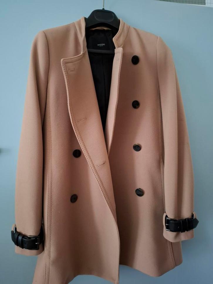 Stijlvolle Mango jas - Beige met zwarte details, Kleding | Dames, Jassen | Winter, Zo goed als nieuw, Maat 38/40 (M), Beige, Ophalen of Verzenden