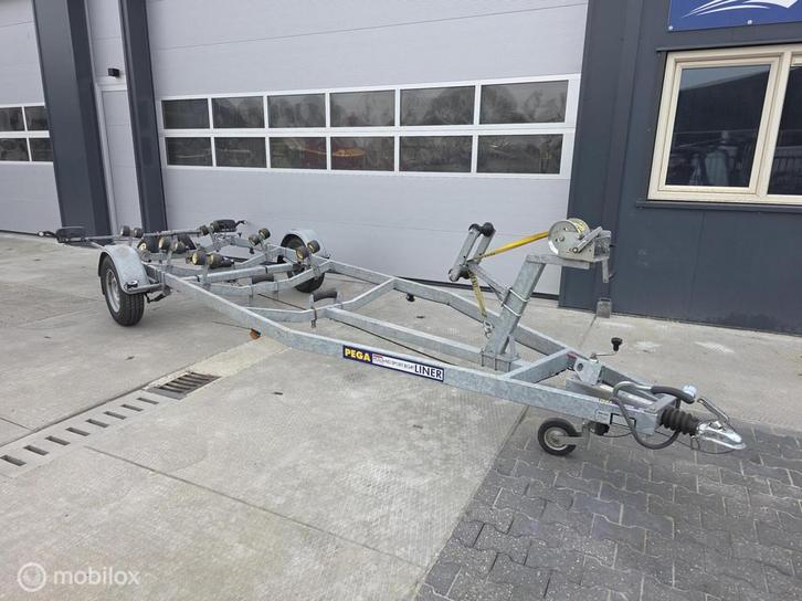 Pega 1800kg bj 2019 boottrailer 7 mtr, Watersport en Boten, Boottrailers, Gebruikt, Overige typen, Geremd