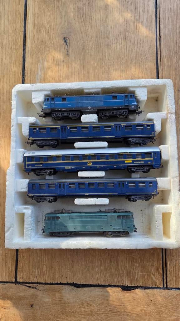 Oude Jouef Lima h0 trein locomotief SNCF NMBS model, Gebruikt, Jouef, Ophalen of Verzenden, Analoog