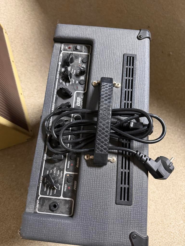 Vox Valvetronix AD50VT-XL Gitaarversterker, Ophalen, Gebruikt, Gitaar, 50 tot 100 watt