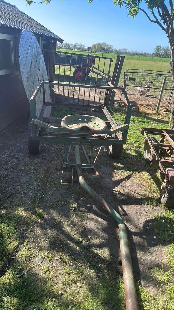 Wagentje voor een agri of zo, Ophalen, Zo goed als nieuw