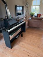 Electrische piano, Muziek en Instrumenten, Piano's, Ophalen, Zo goed als nieuw, Zwart