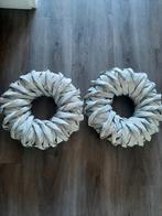2 mooie kransen ds 38 cm samen 7,50, Huis en Inrichting, Woonaccessoires | Kransen, Ophalen, Zo goed als nieuw