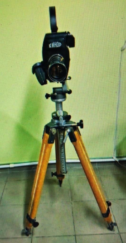 Berlebach Ultra large/heavyduty vintage Wood camera tripod, Ophalen, 175 cm of meer, Driepoot, Met balhoofd