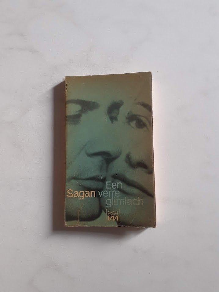 Sagan, Francoise	Een verre glimlach, Boeken, Romans, Gelezen, Ophalen of Verzenden