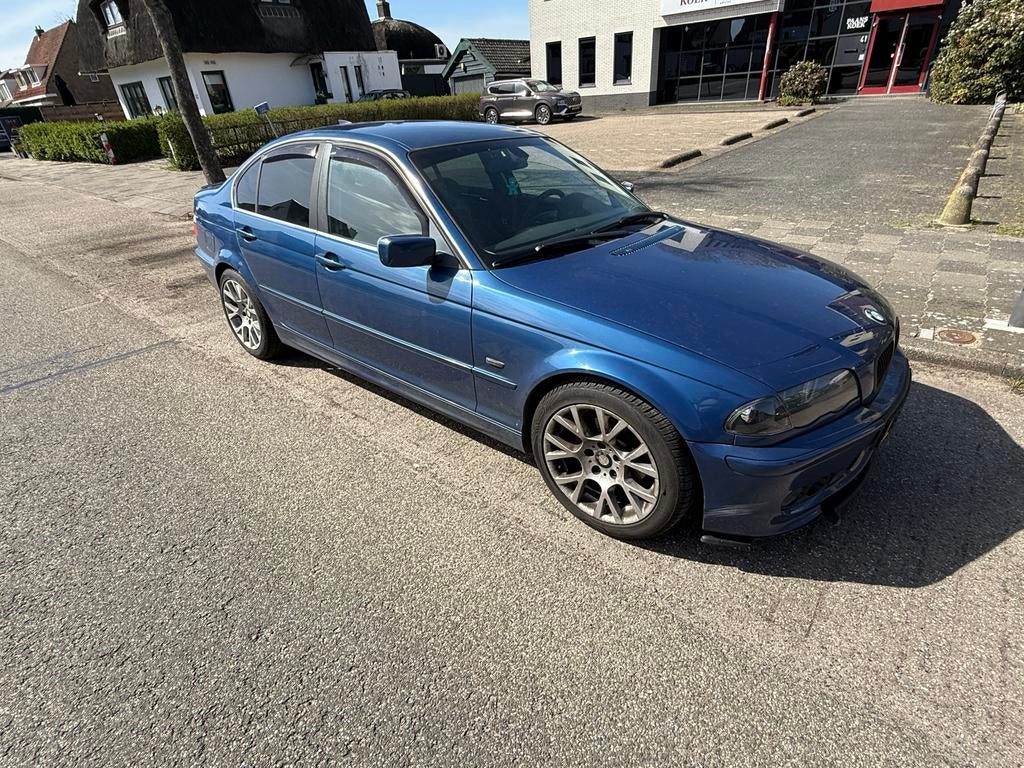 BMW 3-Serie 2.2 I 320 2001 Blauw - onderdelen tekoop, Ophalen of Verzenden, BMW