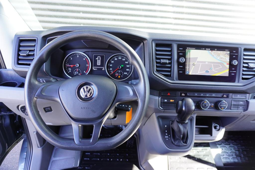 Volkswagen Crafter 140pk Automaat L3H3/L2H2 Apple Carplay Na, Auto's, Bestelauto's, Gebruikt, Euro 6, 4 cilinders, Volkswagen