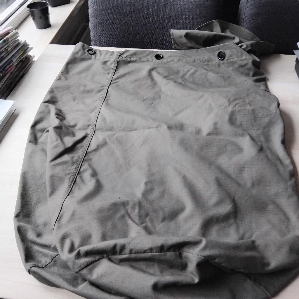 1X KL PLUNJEZAK(LEEG), Verzamelen, Militaria | Algemeen, Ophalen of Verzenden, Landmacht, Nederland, Overige typen