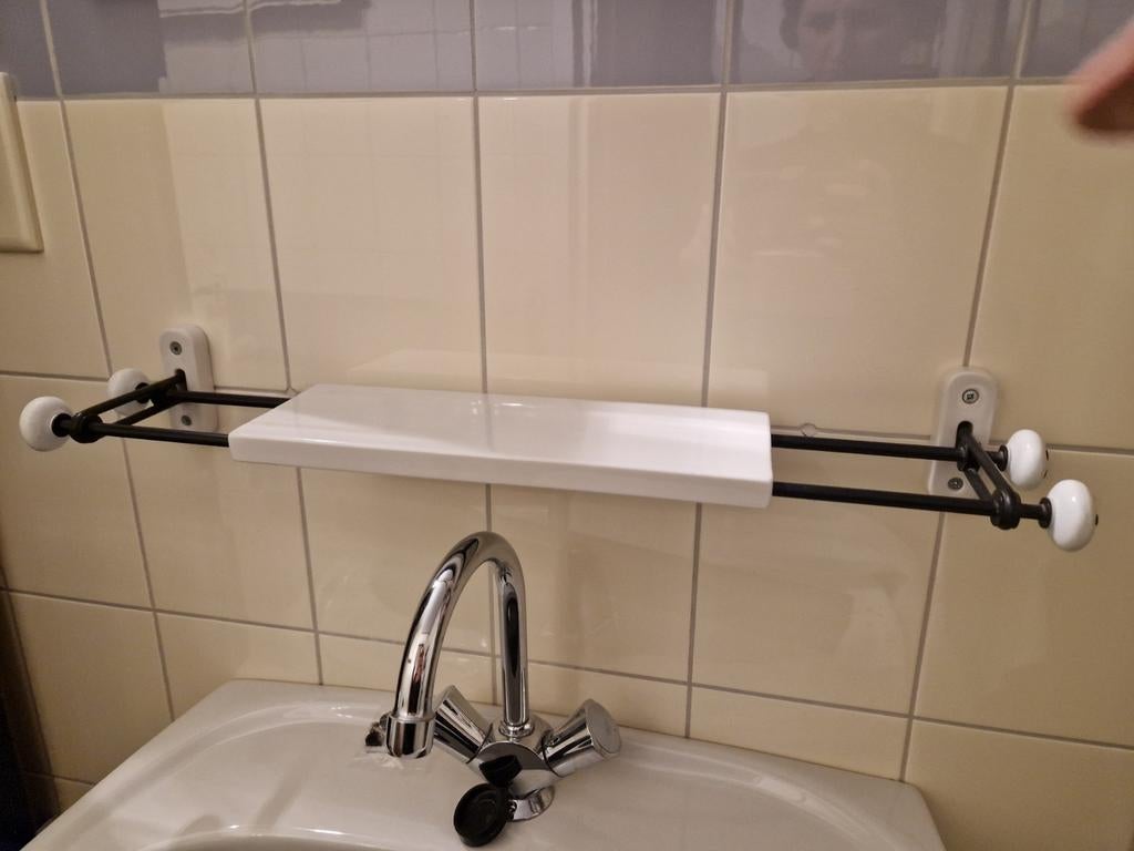 Ikea visen keramiek wit planchet / badkamer plank, Huis en Inrichting, Ophalen of Verzenden, Gebruikt, Overige typen