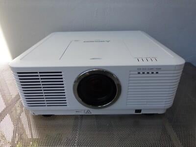 Mitsubishi UD8400U Beamer - 6500 Lumen DLP Projector, Ophalen of Verzenden