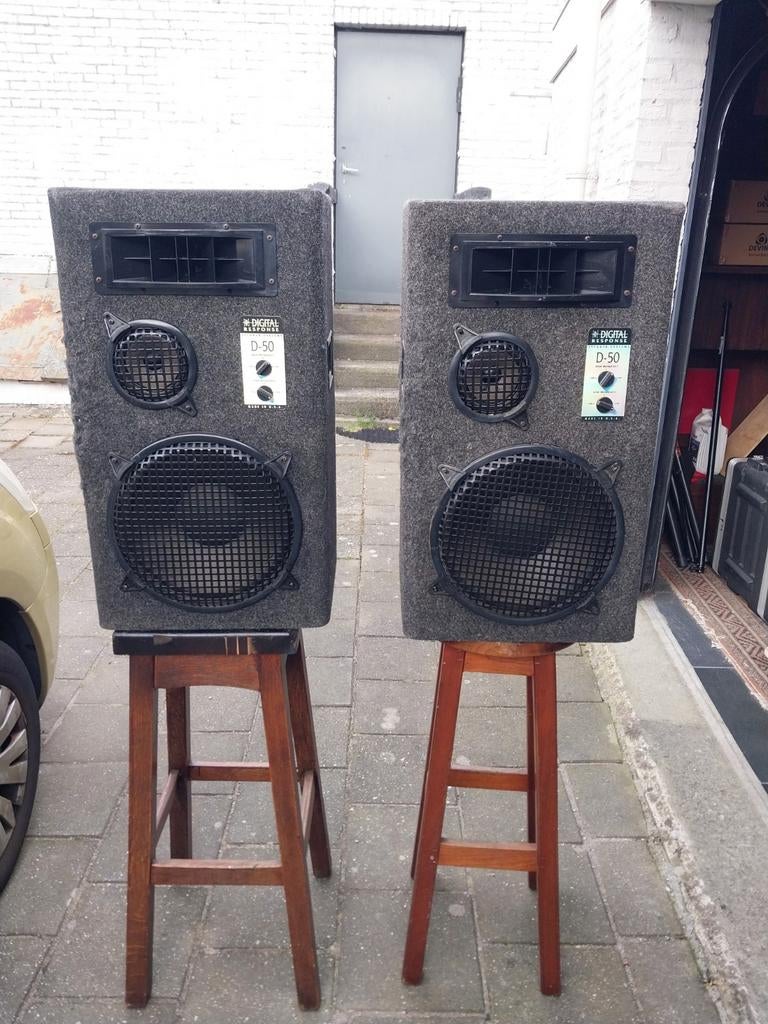 Made in the usa. 2x200 watt dj speakers, Audio, Tv en Foto, Luidsprekers, Ophalen, 120 watt of meer, Front, Rear of Stereo speakers