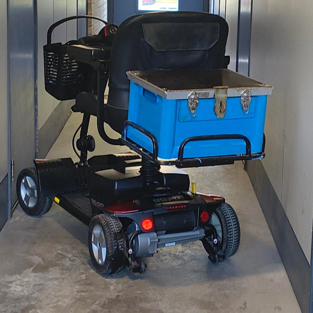 Pride scootmobiel bieden, Ophalen