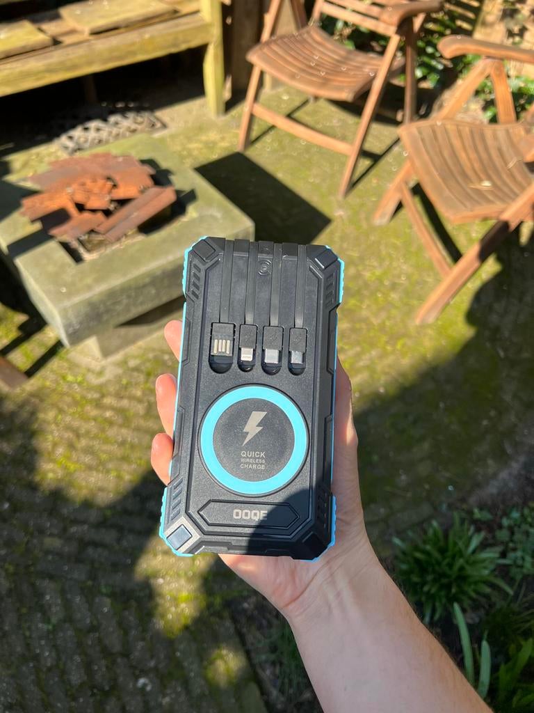 Ooqe Solar Powerbank 20000mAh - multitool, Ophalen of Verzenden, Nieuw