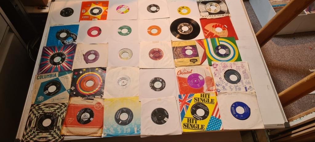 30 stuks 60er jaren singeltjes - Diverse artiesten, Cd's en Dvd's, Vinyl Singles, Gebruikt, 7 inch, Single, Ophalen of Verzenden