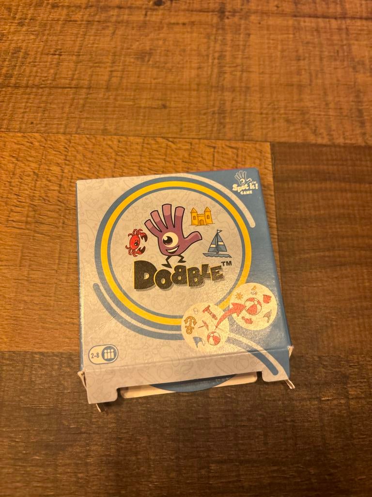 Dobble Spot It! Reisspel - Snel en Leuk Kaartspel, Een of twee spelers, Ophalen of Verzenden, Zo goed als nieuw, Reisspel