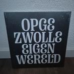 Opgezwolle - Eigen Wereld Podcast LP, Ophalen of Verzenden, 2000 tot heden, Nieuw in verpakking, Overige formaten