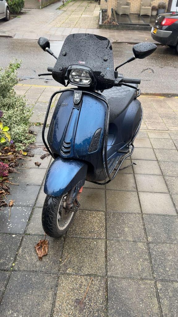 Vespa sprint 50 cc, Fietsen en Brommers, Brommers | Vespa, Gebruikt, Overige modellen, Maximaal 45 km/u, Ophalen