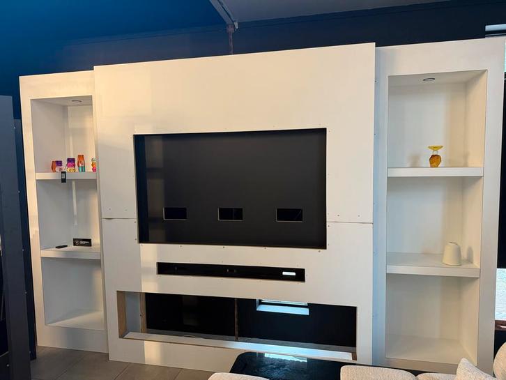 Grote TV Unit, klaar om te verven - 373x240cm, Huis en Inrichting, Kasten | Televisiemeubels, Zo goed als nieuw, 200 cm of meer