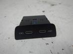 AUX/USB aansluiting Volkswagen Golf (22738151), Auto-onderdelen, Ophalen, Gebruikt