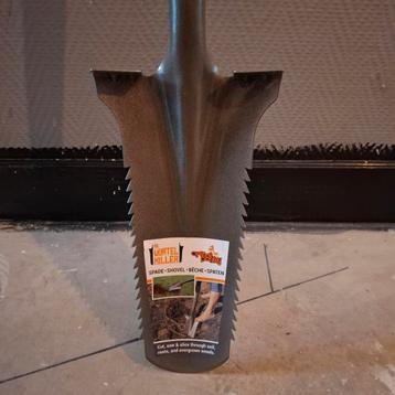 Goeie schep scherpe punten! Zaag spade beschikbaar voor biedingen