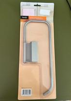 Handdoek Keukenrolhouder RVS voor aan keukenkastje nieuw!, Ophalen of Verzenden, Nieuw