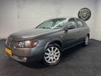 Nissan Almera 1.8 5D 2004 Grijs, Auto's, Nissan, 4 cilinders, Origineel Nederlands, 1200 kg, Handgeschakeld