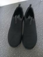 Nieuwe Skechers GOwalk 41, Ophalen of Verzenden, Nieuw, Zwart, Instappers