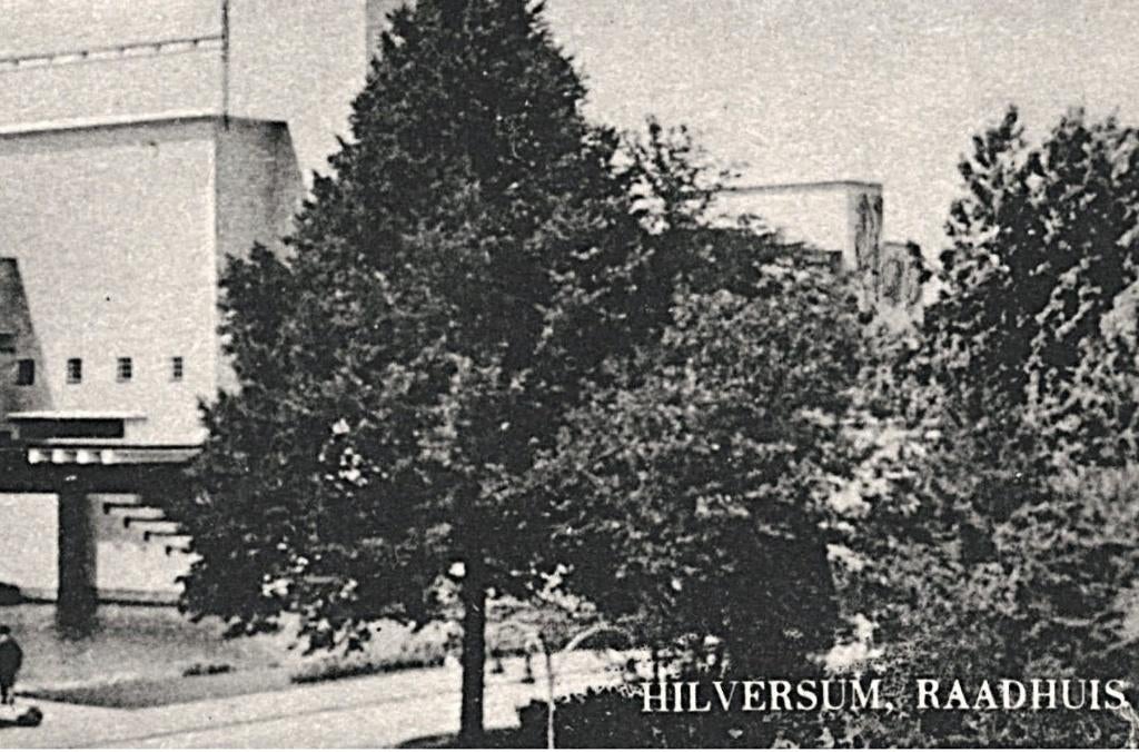 965006 Hilversum Raadhuis leuke oude kaart Onbeschreven, Ophalen of Verzenden, 1960 tot 1980, Ongelopen, Noord-Holland