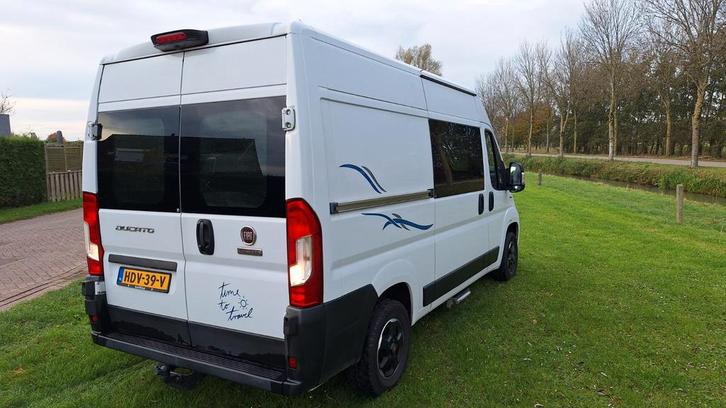 Zeer mooie zelfbouw buscamper uit 2020, Caravans en Kamperen, Caravans, Particulier, tot en met 2, 2000 kg en meer, Rondzit, Overige merken