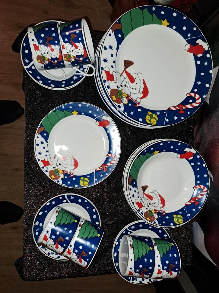 Kerstservies - 30 delig - Puntgaaf, Diversen, Kerst, Zo goed als nieuw, Ophalen of Verzenden