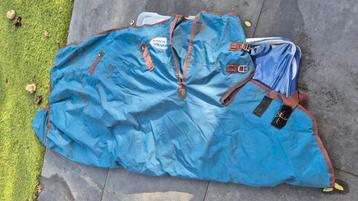 Winterdeken weatherbeeta met nek 220 gr mt 185cm beschikbaar voor biedingen