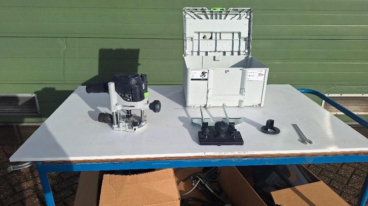 Festool OF 1010 ReBQ Bovenfreesmachine, Doe-het-zelf en Verbouw, Gereedschap | Freesmachines, Elektrisch, Bovenfrees, Ophalen of Verzenden