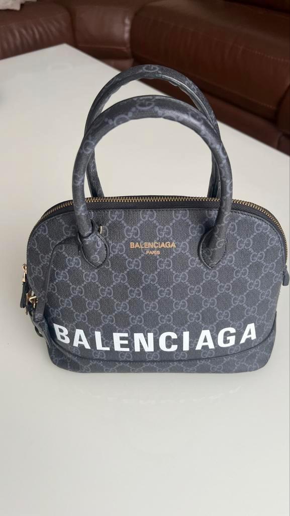 Elegante Balenciaga Paris dames tas, Sieraden, Tassen en Uiterlijk, Tassen | Damestassen, Zo goed als nieuw, Handtas, Zwart, Ophalen of Verzenden