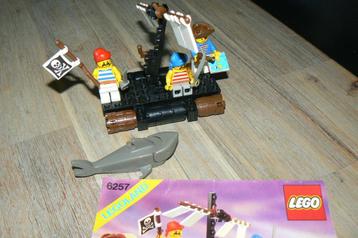 Te koop: Lego Piraten en Ridder 10 stuks beschikbaar voor biedingen